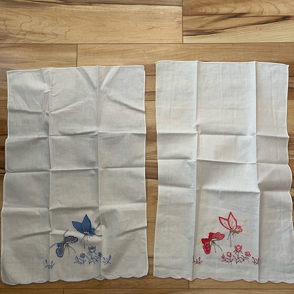 Embroidered Butterfly Linen 8 tea towels vintage used - Picture 1 of 11